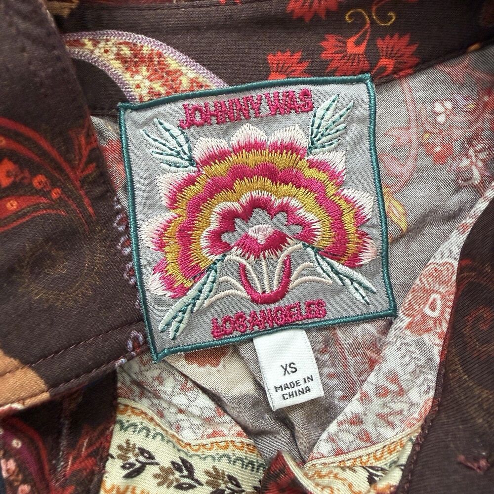 Johnny Was Rayon Janie Favorite Button Front Shirt Blouse Boho Paisley Floral XS - Picture 6 of 9